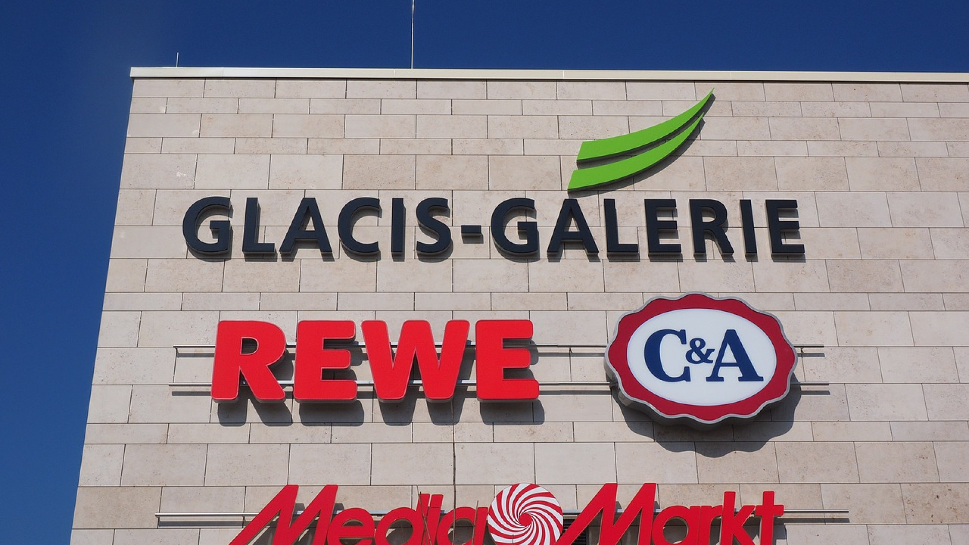 Enseigne publicitaire et signalétique : captez l'attention de vos clients !
