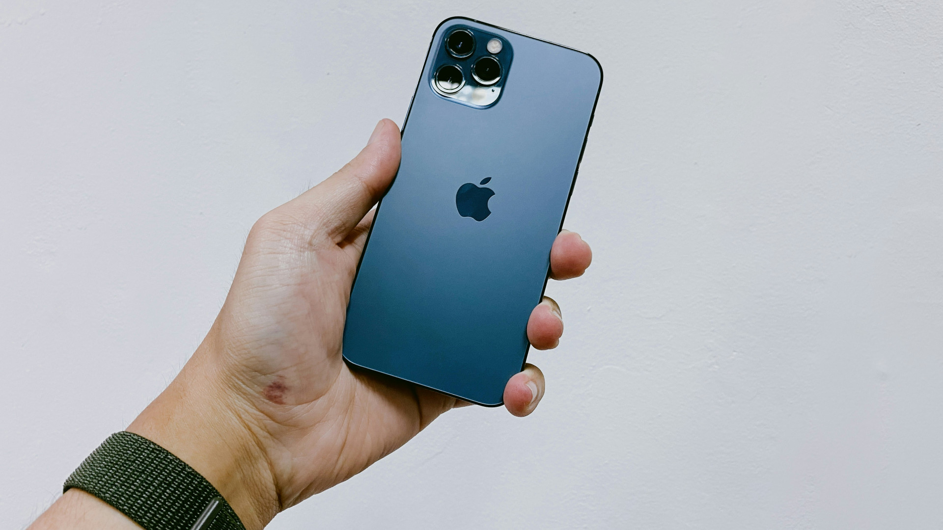 iPhone reconditionné premium : luxe accessible à prix réduit
